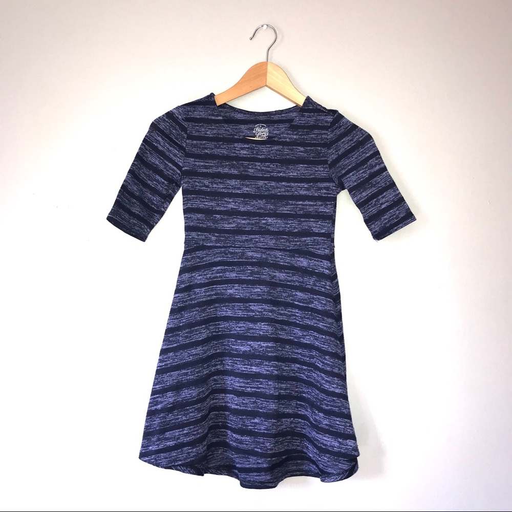 3/$25 Pretty Blue Stripe dress size (M 7-8T)